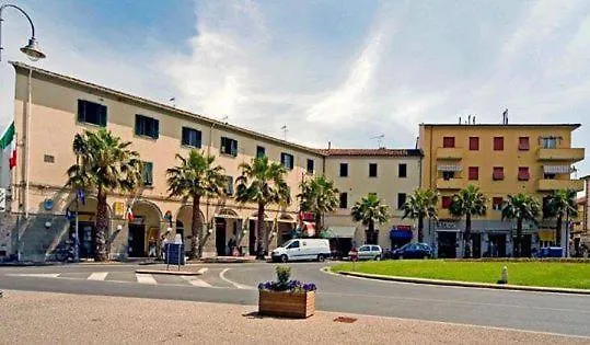 Sole...Mare...E...Spiaggie Bianche! Apartment Vada Italy
