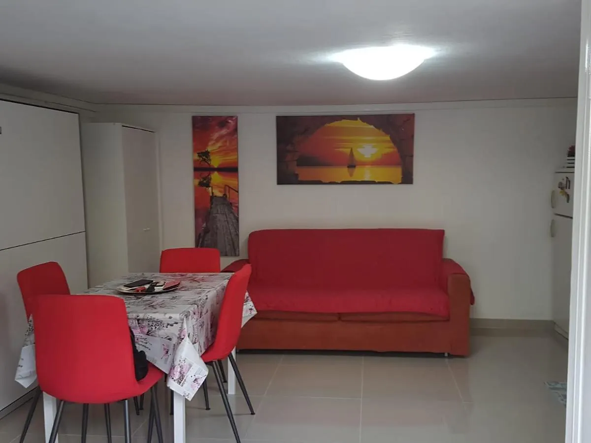 Sole...Mare...E...Spiaggie Bianche! Apartment Vada